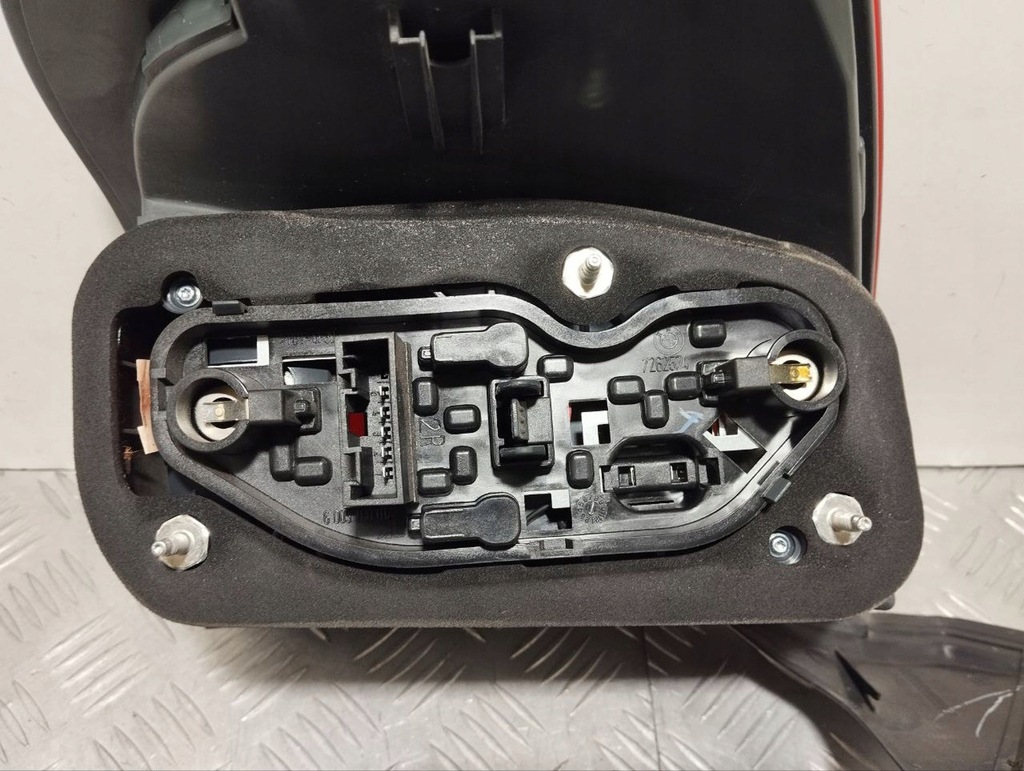 фото №7, Bmw x5 e70 2011 лампы задние