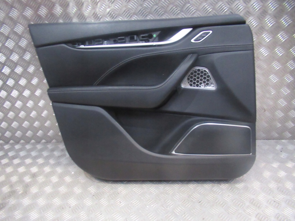 фото №8, Maserati levante сидіння заднє сидіння обшивки салон m265