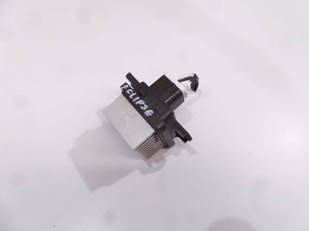 фото №1, Mitsubishi eclipse cross 1.5 резистор вентилятор