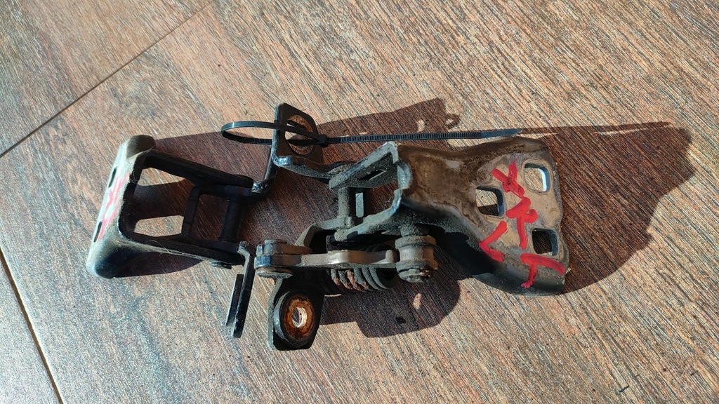 фото №4, Jeep commander 5-10r xk петлі двері лівий задня