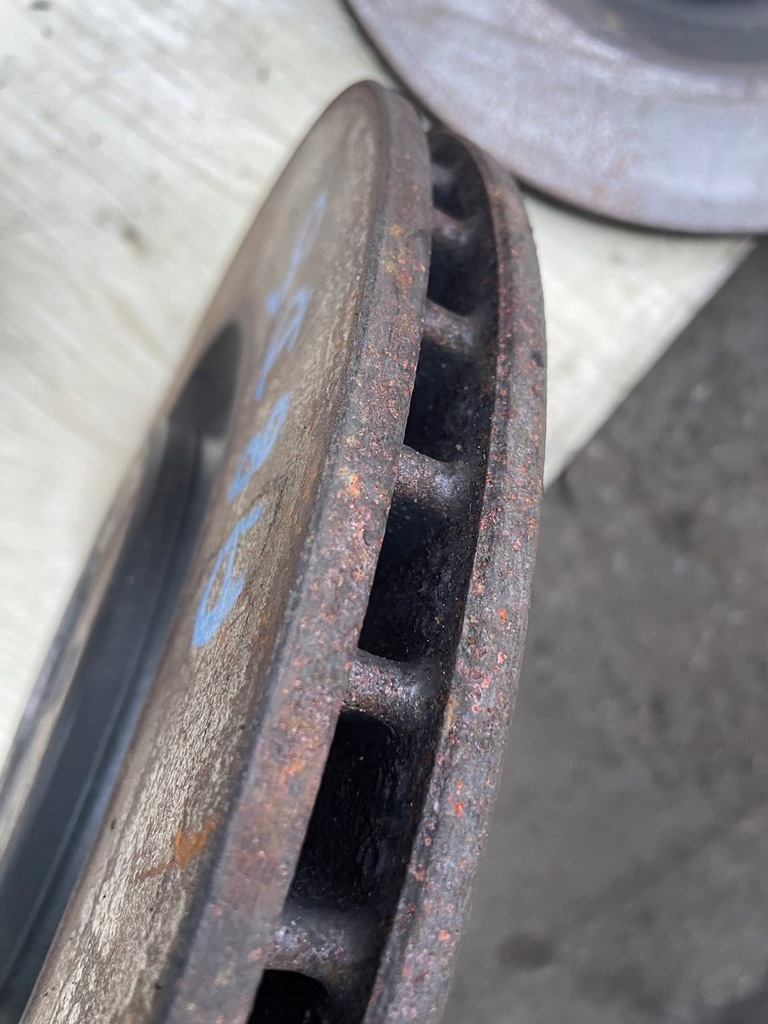 фото №10, Audi s8 d5 тормозные диски тормоза суппорты перед задняя комплект