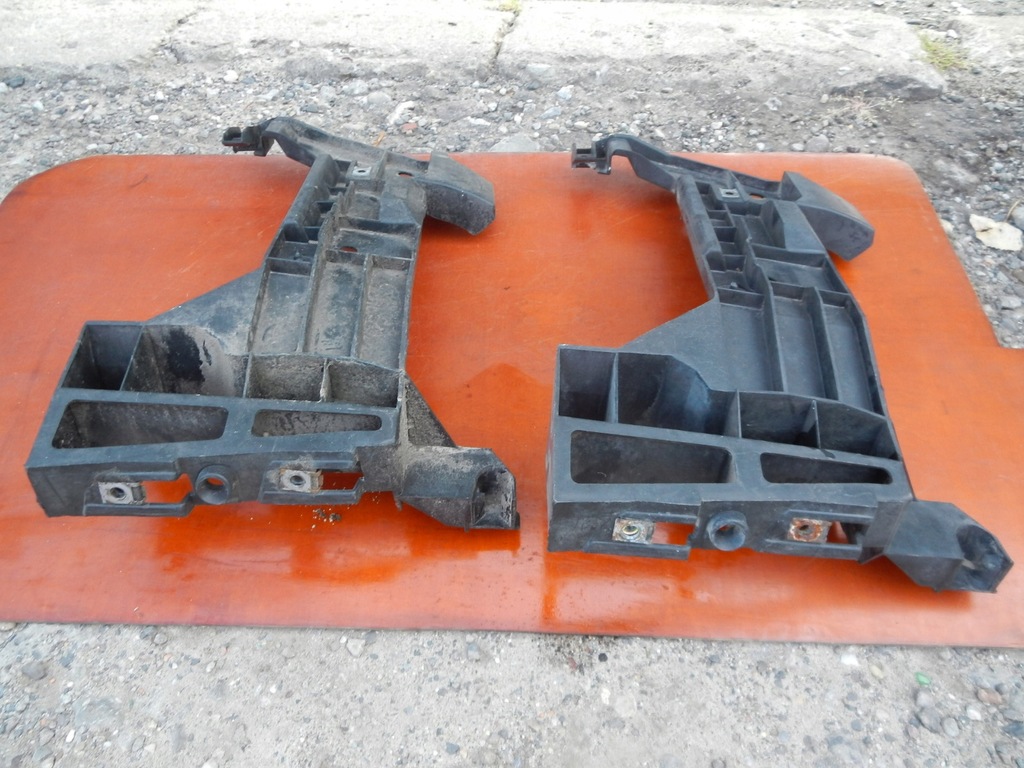 фото №6, Праве ліва кронштейн напрямна бампера задня master ii movano interstar 04-