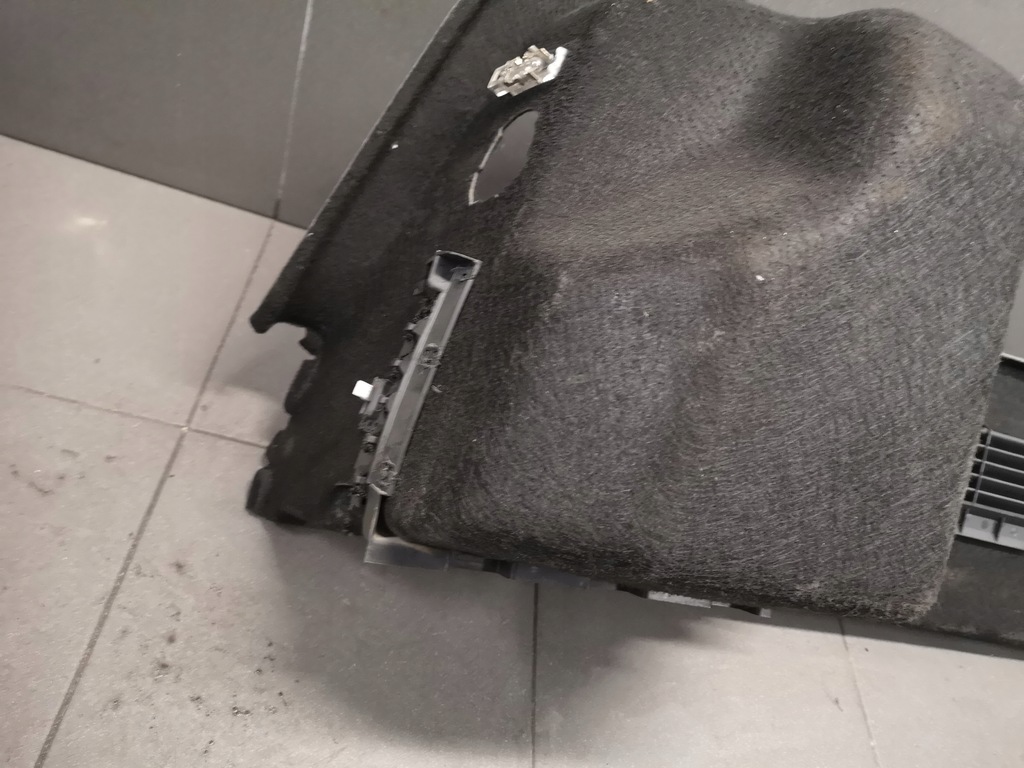 фото №12, Обшивка багажника правый audi a4 b6 cabrio