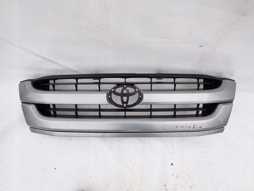 фото №1, Toyota hilux vi lift 02- решётка радиатора решётка радиатора радиатора