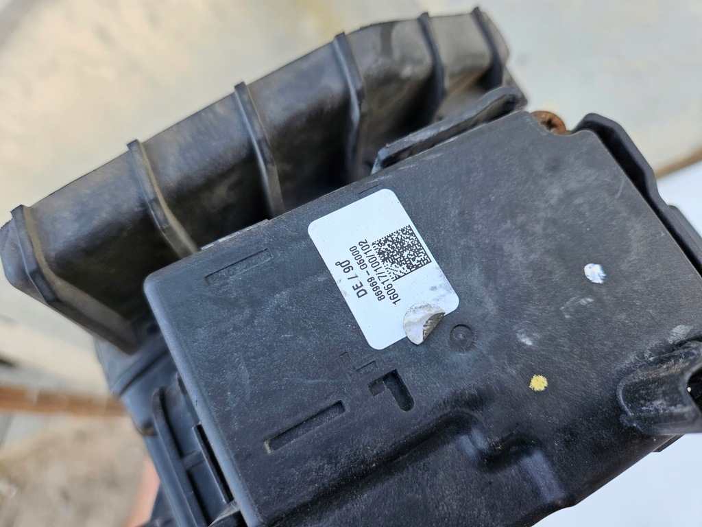 фото №6, Kia niro жалюзі шторка повітропровід повітря 86969-q5000