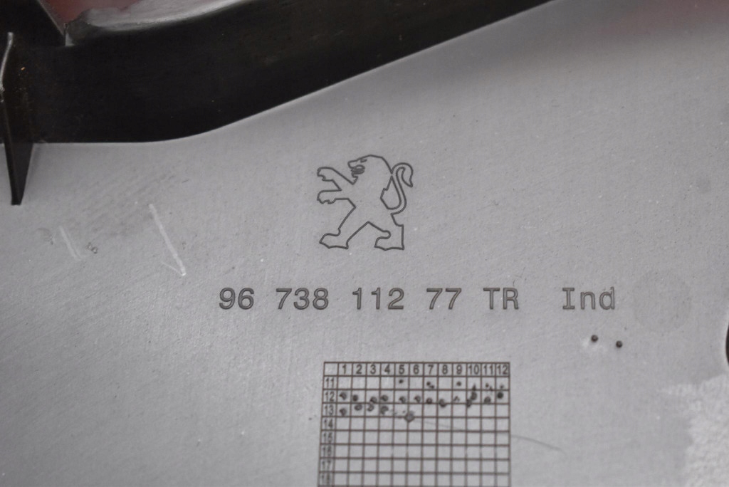 фото №9, Бардачок пассажира eu 9673811277tr peugeot 307 01-05