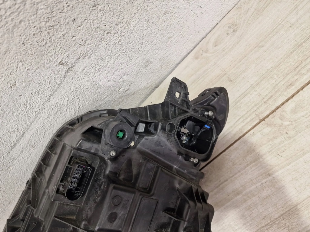 Volvo xc90 рестайлінг  фара ліва full led mid 19 - Доставка