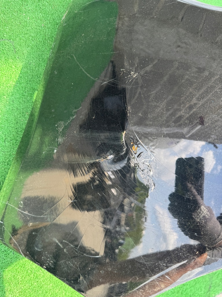 Opel insignia a 08-13 решётка радиатора бампер передний европа  оригинал с Разборки