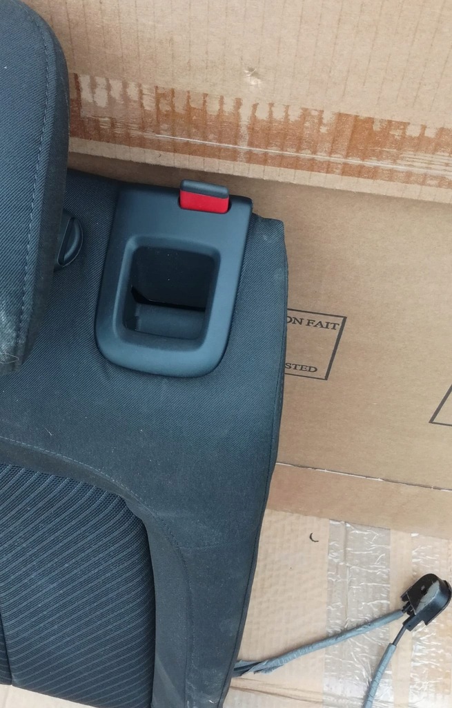 фото №6, Audi q5 80a заднее сиденье сиденье задняя задняя материал ładna комплект isofix