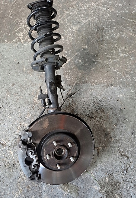 фото №1, Ford kuga mk2 lift escape iii поворотный кулак амортизационная стойка левый перед