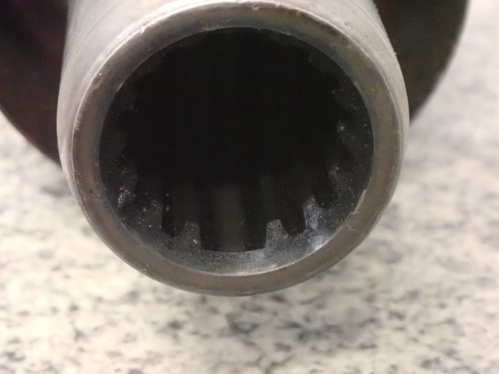 фото №8, Suzuki grand vitara 2.0td 98-02- wał приводной задняя 5d