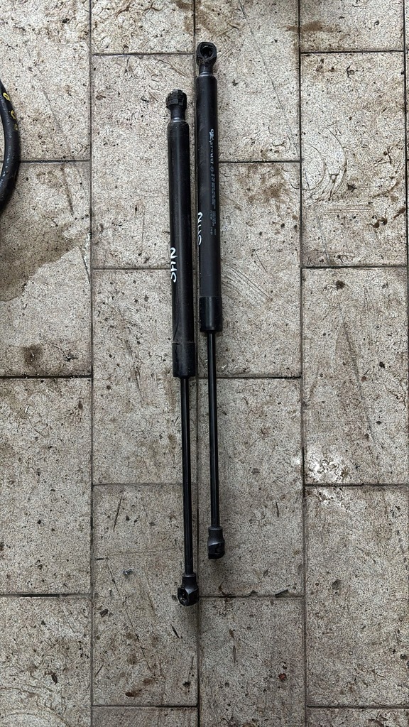 фото №6, Привод амортизатор крышки sandero iii stepway 904513457r