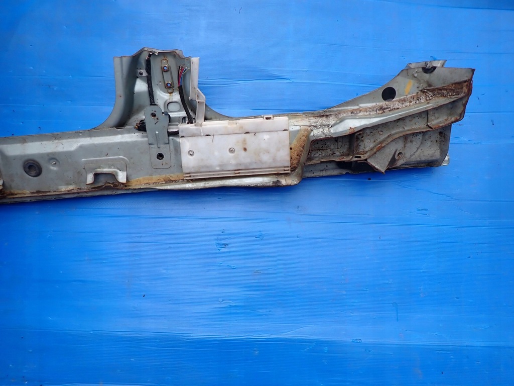 фото №15, Mitsubishi space star 98-05 порог правый