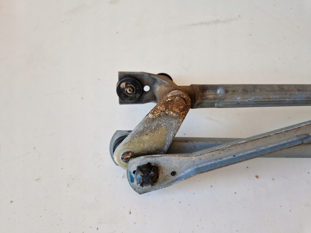 фото №14, Механізм моторчик двірник перед mazda tribute i 01r 2.0 b eu