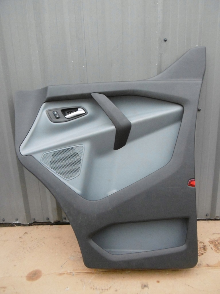 фото №1, Ford transit custom обшивка дверь правый перед