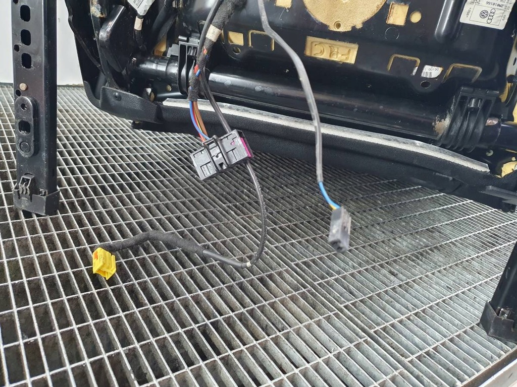 фото №8, Сиденье перед передний правый пассажира vw passat b7 cc europa