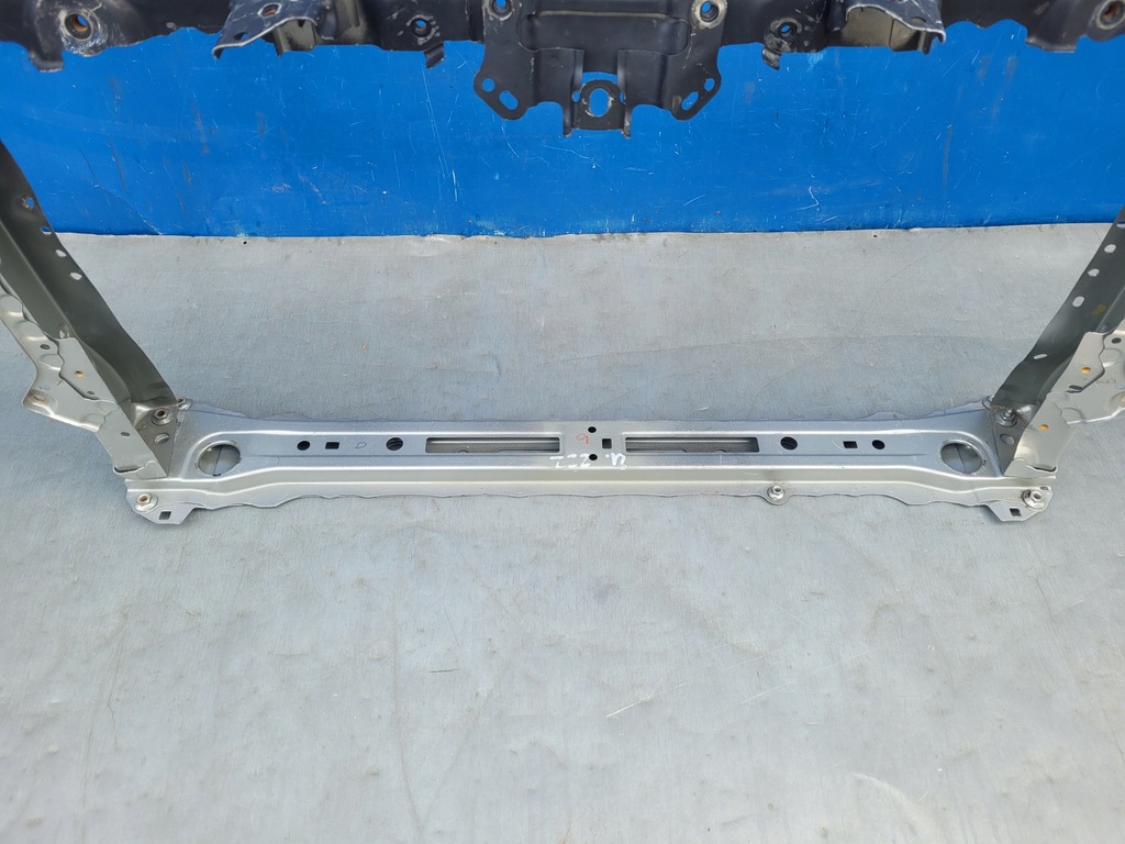 фото №9, Lexus es es300h 2018- 18- pas передний усилитель