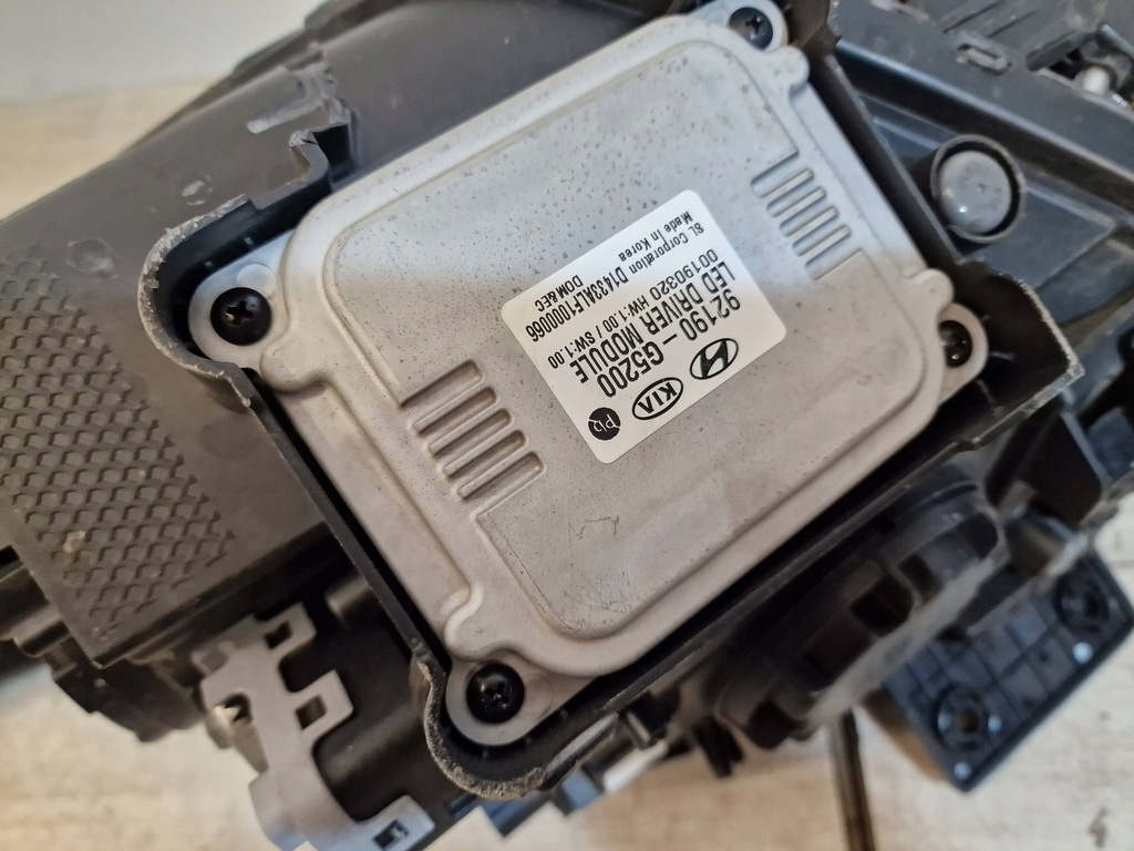 фото №9, Лампа правая передняя kia niro lift full led