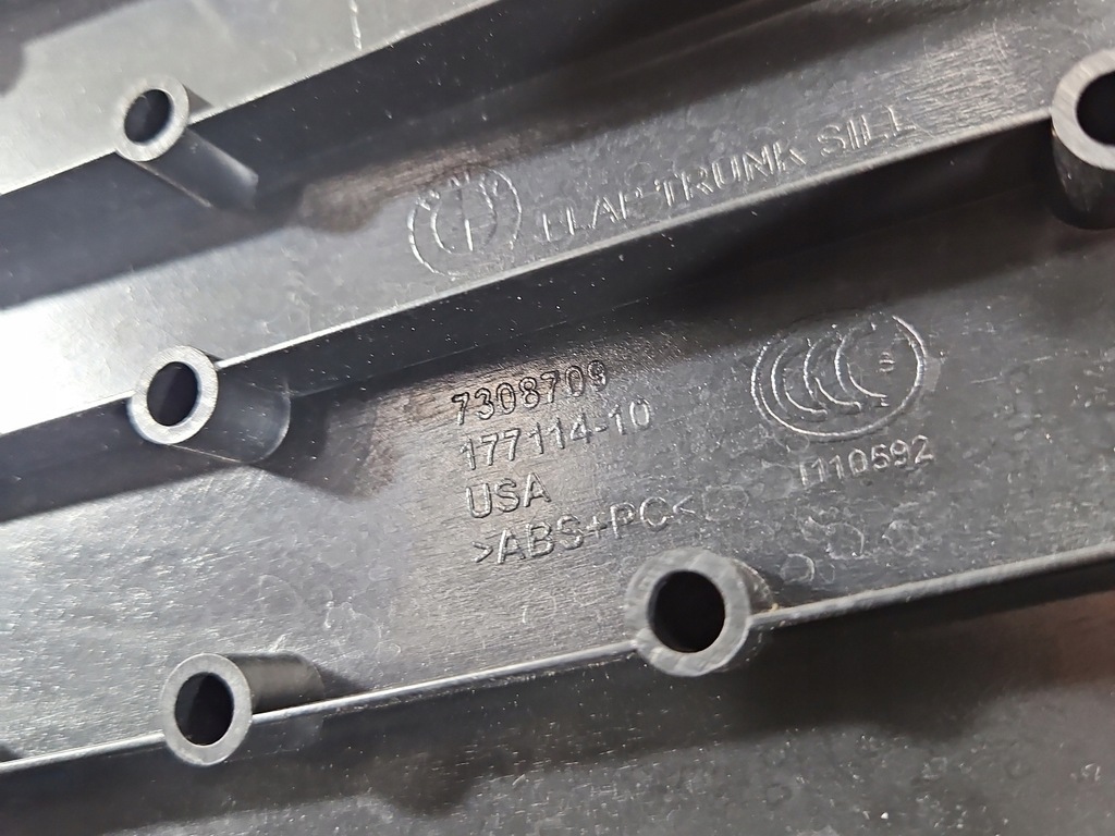 фото №9, Оббивка захист поперечина багажника bmw x5 f15 7308709