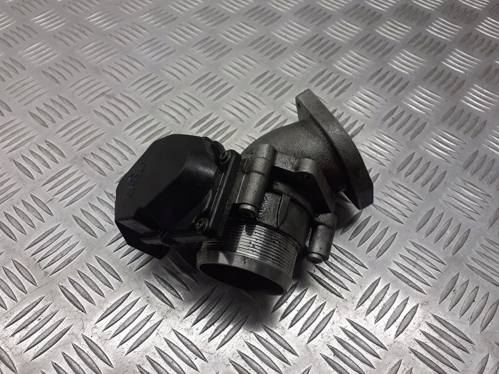 фото №1, Дроссельная заслонка audi a4 b7 2.7 tdi 059145950b