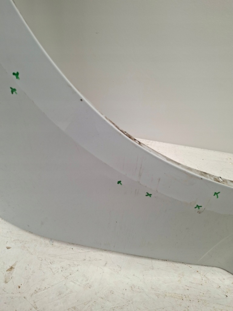 Крило передній перед правий audi a5 8w6 2017- Зі Шроту