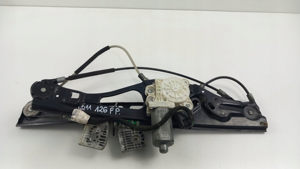 фото №1, Mercedes w211 механизм двигатель стекло правый перед