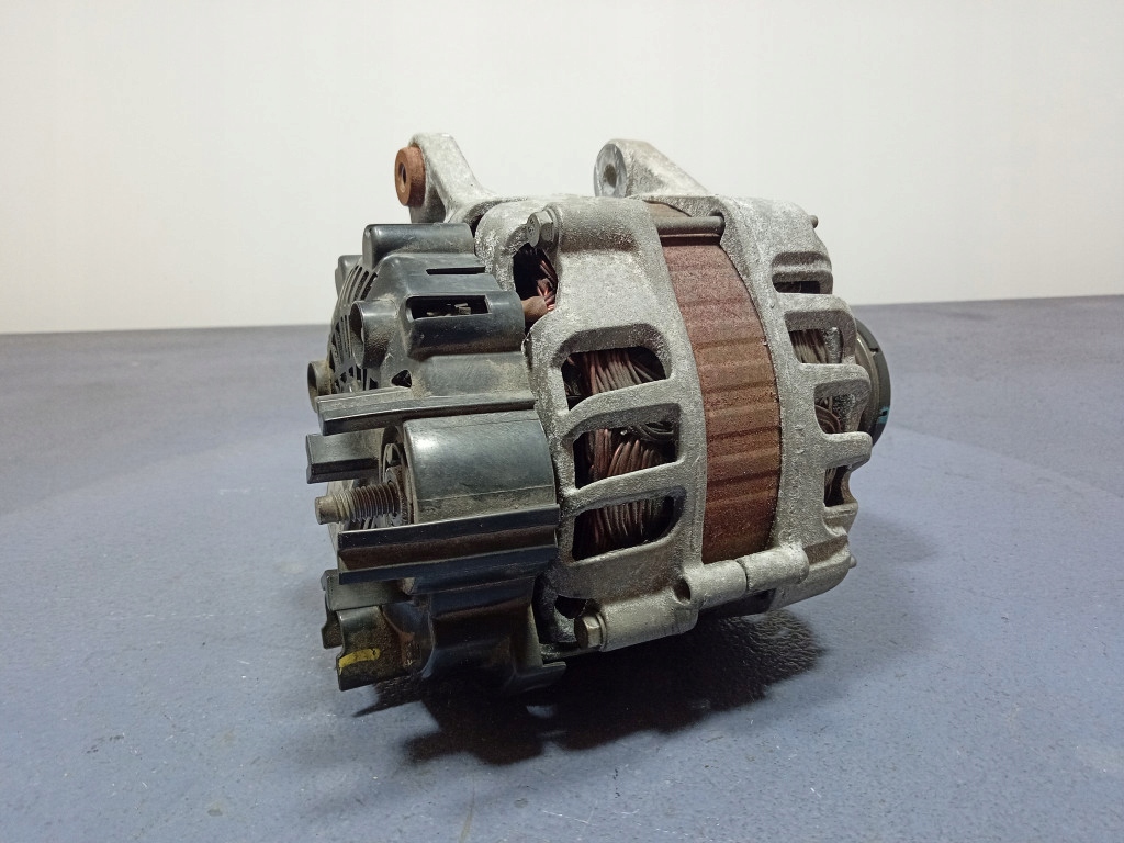 фото №5, Dacia dokker 1.3 tce генератор 120a 231005300r