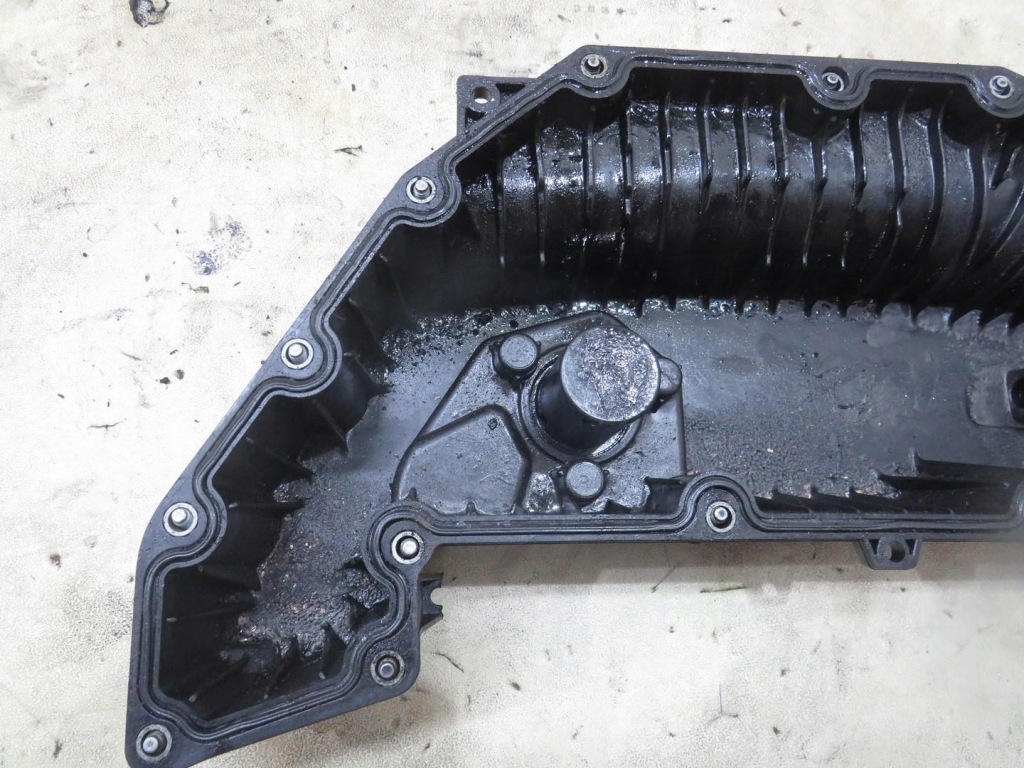 Піддон масляна mercedes 2.2 cdi a6510100713 в Україні