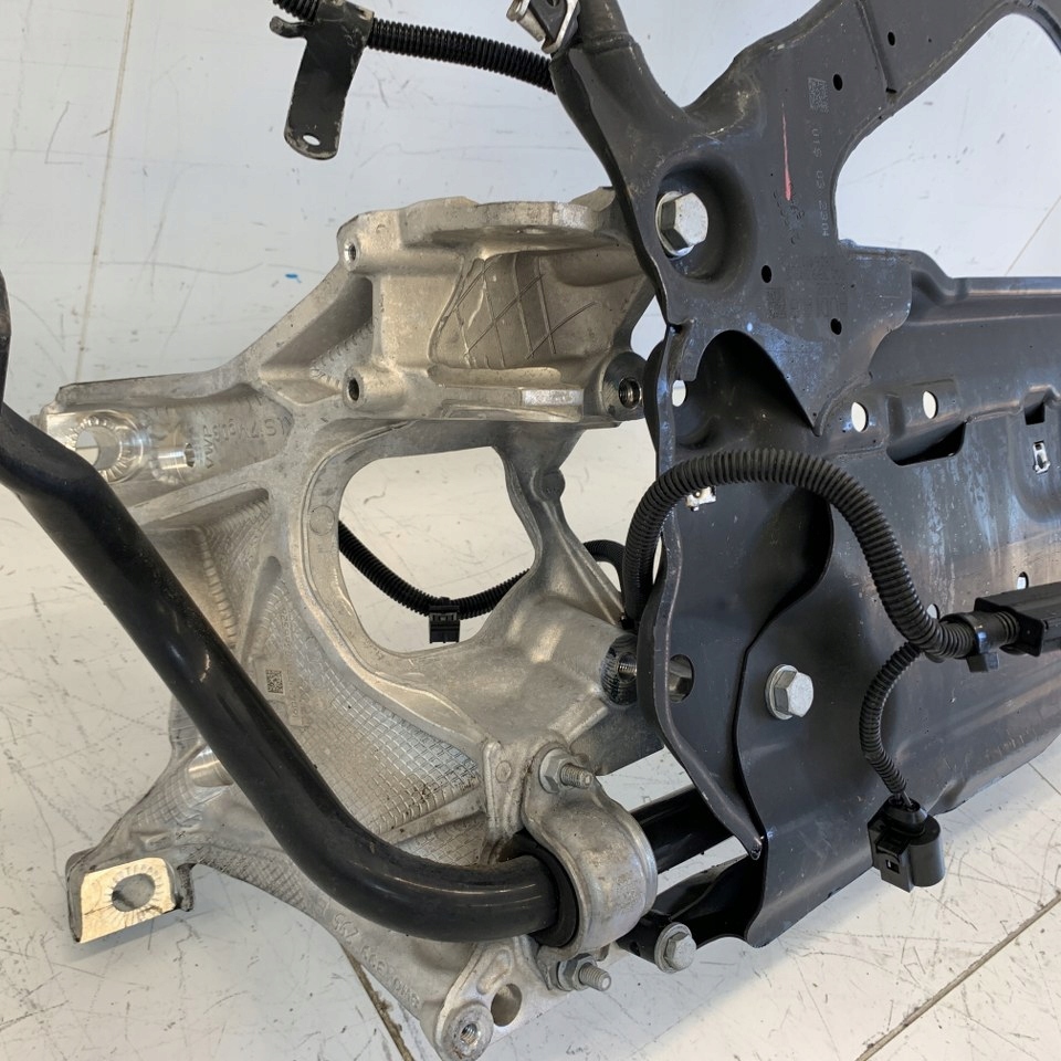 фото №9, Подвеска подрамник перед передние балка подрамник подрамник audi a4 b9 8w 2.0 17r