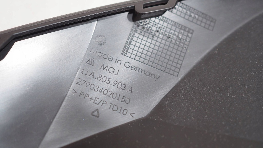 фото №10, Vw id4 id.4 спойлер накладка бампера перед передня 11a805903a