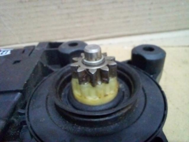 фото №2, Моторчик скло лівий задня renault scenic iii eu