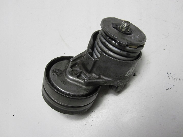 фото №9, Натягувач ремінь ролик volvo v40 s40 1.9dci 02r