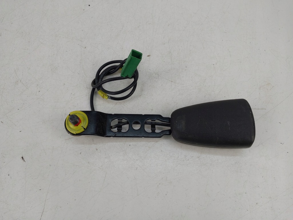 Купить Клипса поперечина правый перед 615580 volvo v50 s40 ii