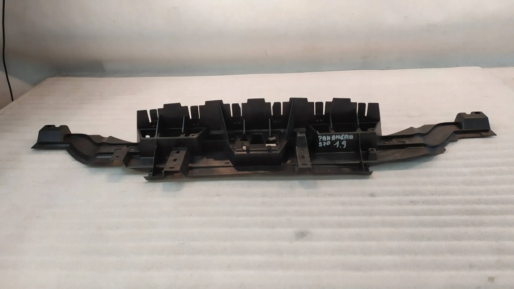 фото №9, Напрямна підсилювач бампера задній porsche panamera 970