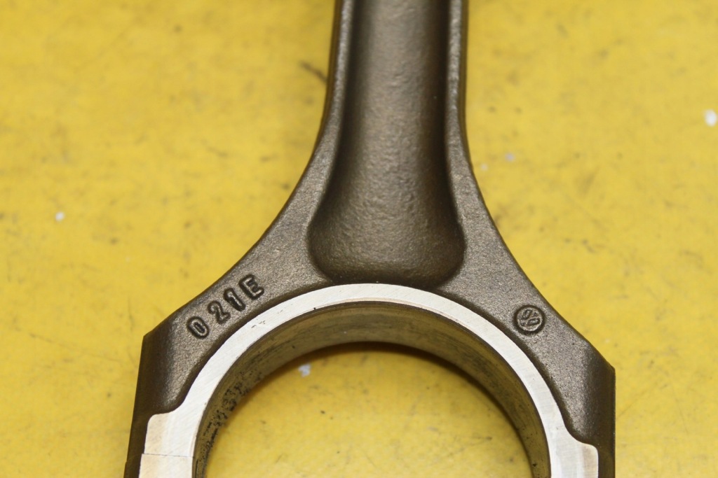 фото №5, Поршень шатун phaeton 3.2 fsi ayt 021e