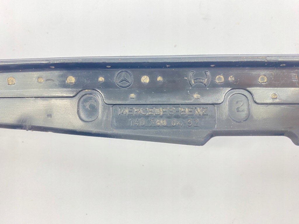 фото №9, Захист гумовий елемент люк права mercedes w124 w126 sec w140 w201 1407800492