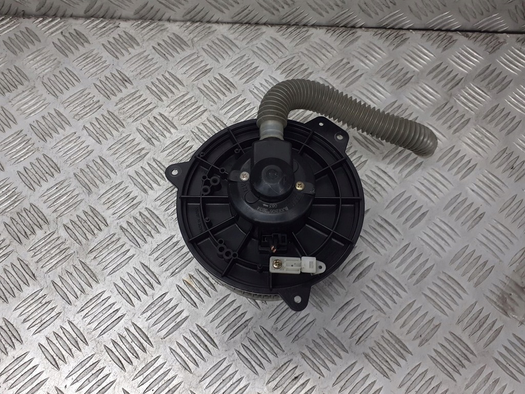 фото №3, Вентилятор обдув mazda premacy