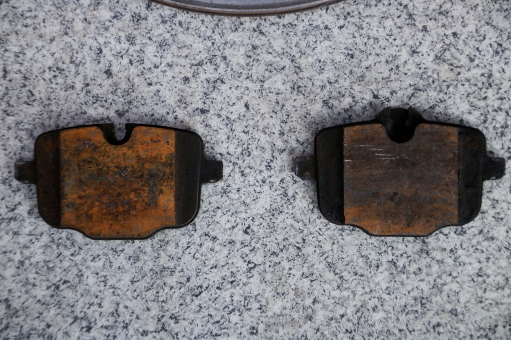 фото №9, Bmw x6 g06 гальмівні диски гальмівні колодки гальмівні задня 345x24