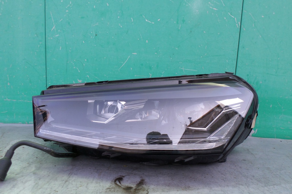 фото №1, Fabia iv лампа левая full crystal led 6vb941015b