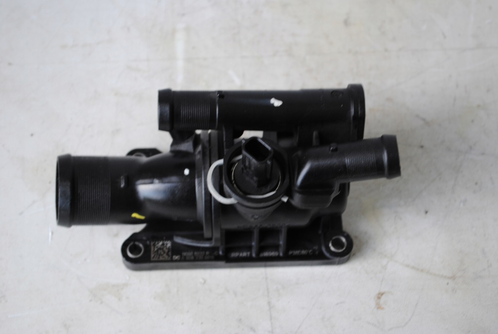 фото №1, Корпус термостата a6082000015/110608920r