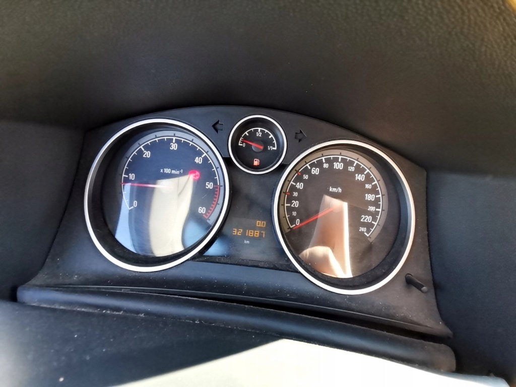 Купити Opel astra патрубок інтеркулер 2005 1.7l 49889124 55559947