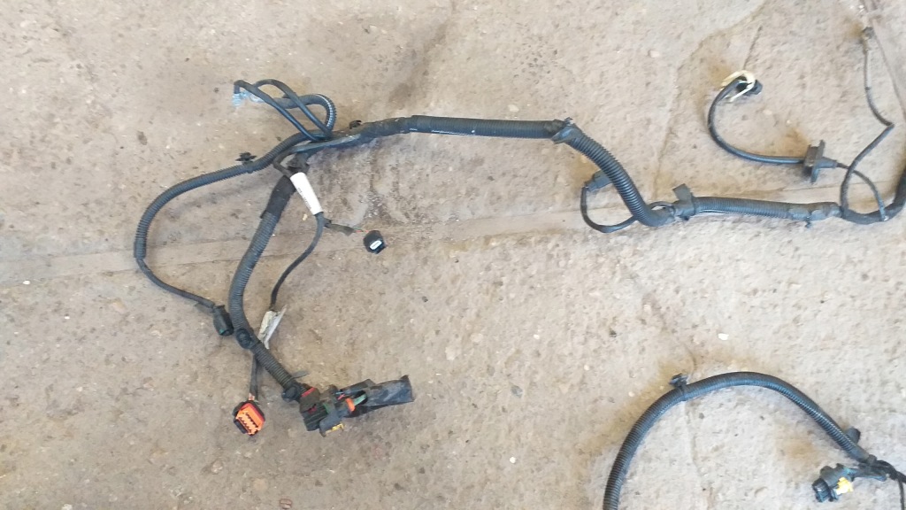 фото №12, Peugeot 3008 1.6 hdi 16v жгут отсек двигателя