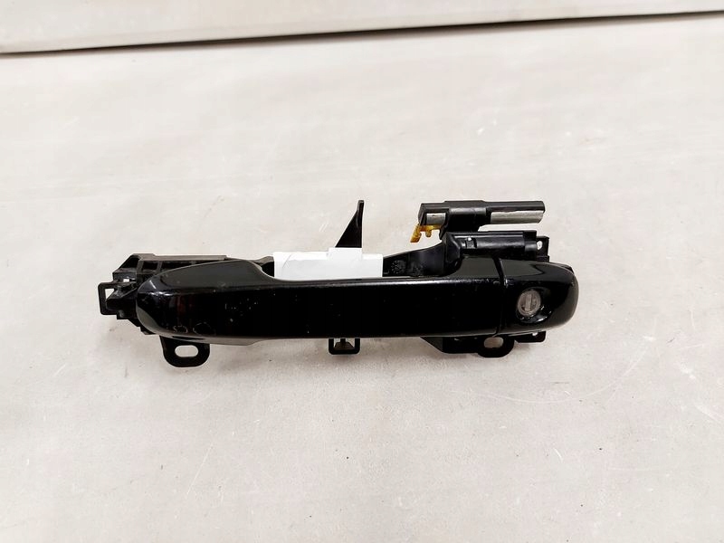 фото №1, Subaru trezia ручка лівий перед вкладка ліва