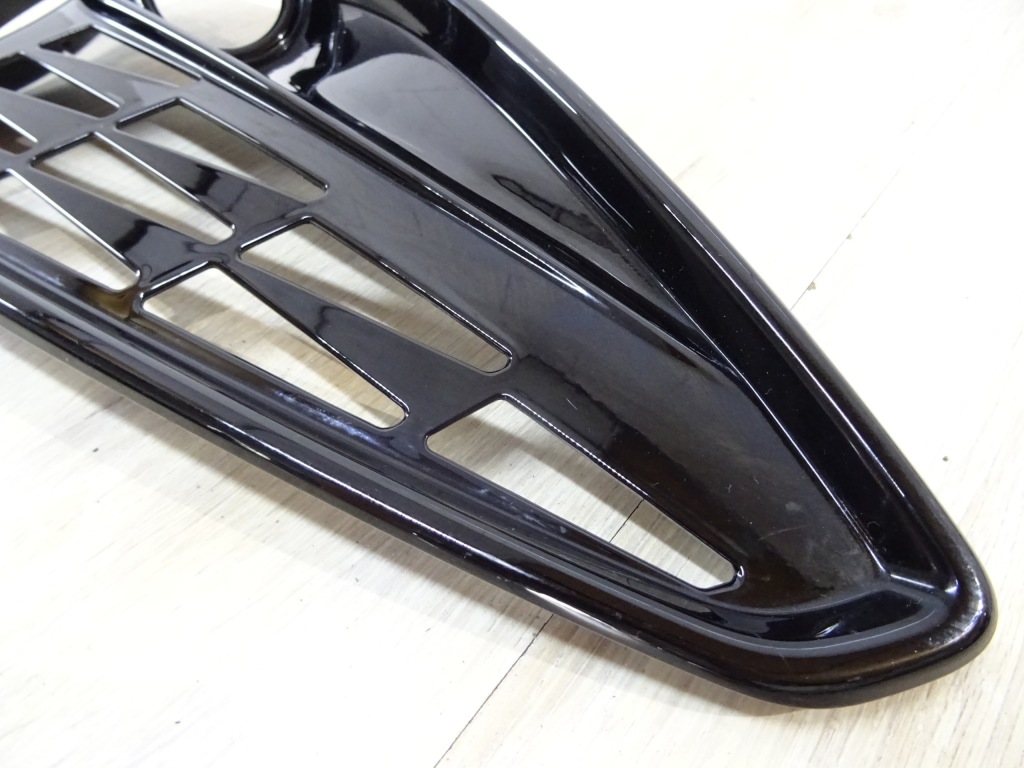 фото №11, Hyundai i30 iii решётка бампера правая 86564-g4510