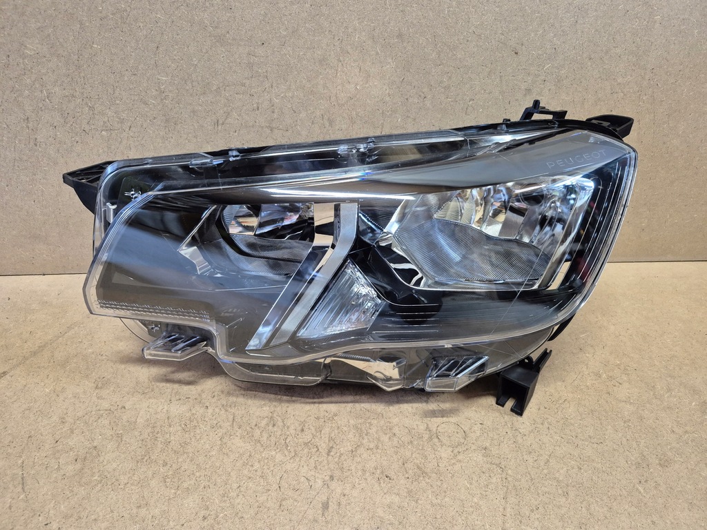 фото №1, Peugeot partner rifter лампа фара обычный bez led левый euro 9816826980