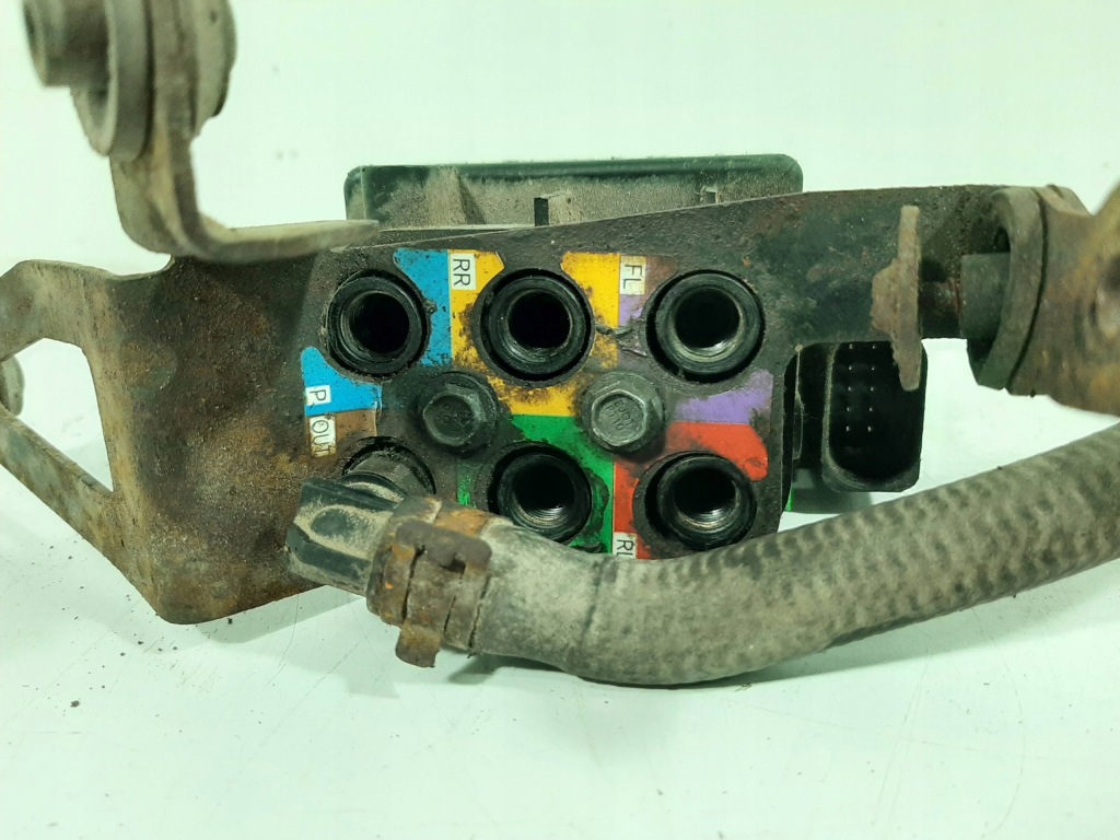 фото №11, Porsche panamera 4s 970 4.8 12r розподільник підвіска 97035815302