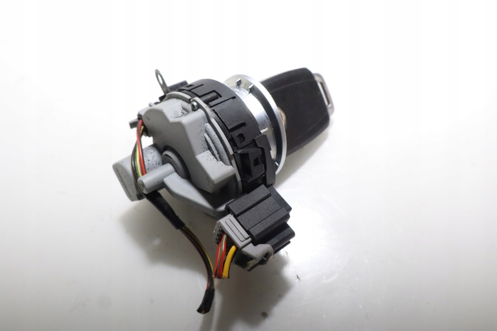 Купить Замок зажигания volvo v50