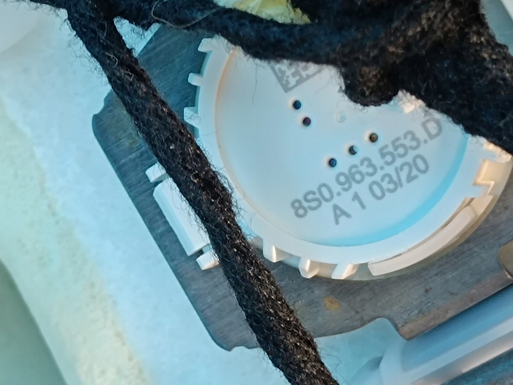 фото №8, Skoda karoq 2020r 1,5 tsi сиденья перед комплект подогрев 57a881021 57a881022