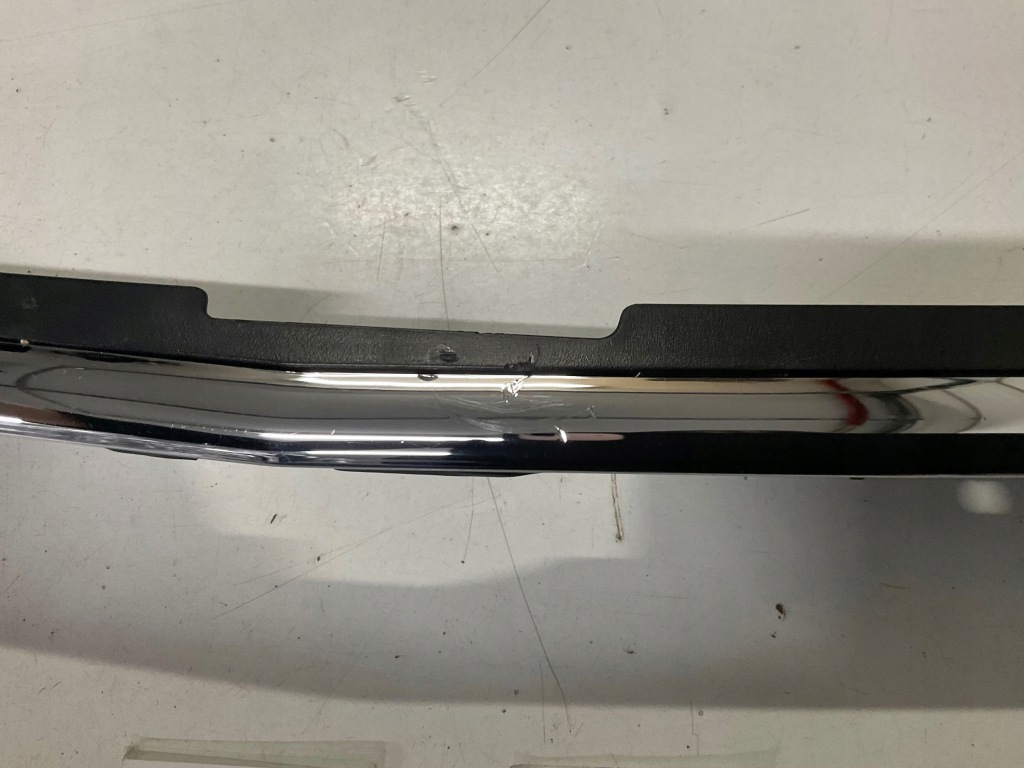 Молдинг, накладка, хром капот, решітка mercedes v-klasa w447 a4478800082 Недорого