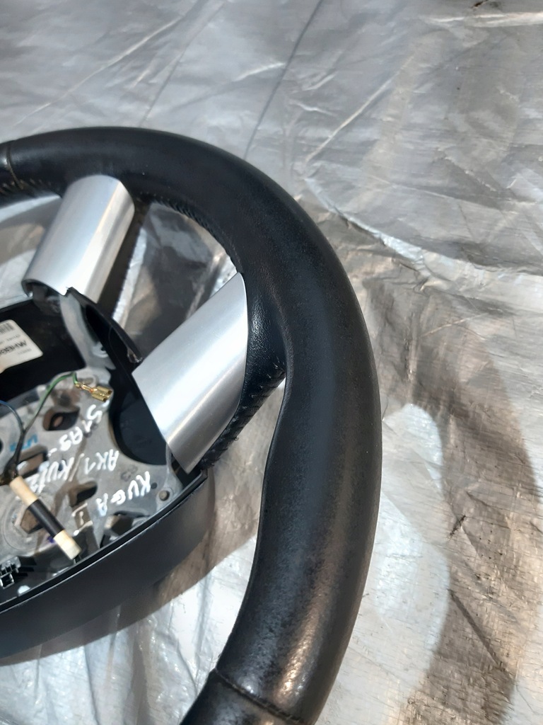 фото №9, Ford kuga mk1 08-12r воздуховод кожаный